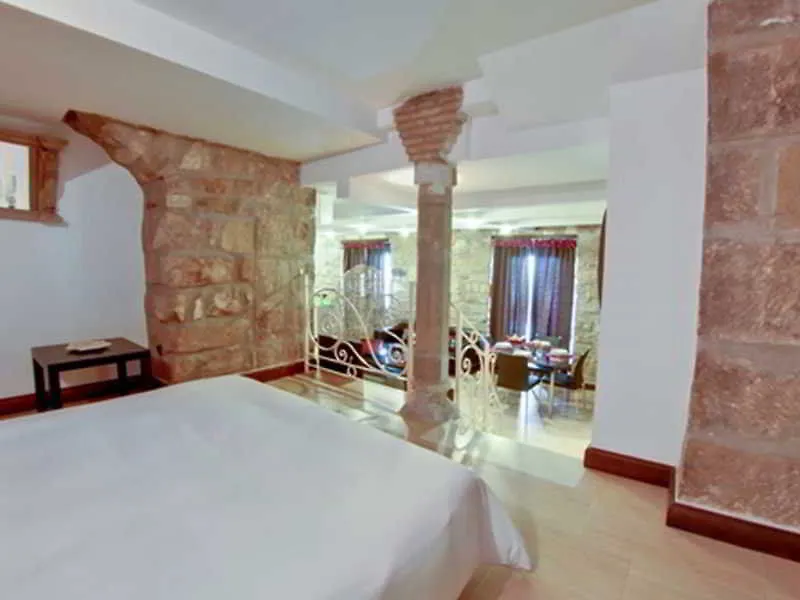 Hotel Apartamentos Fuente Redonda Ubeda  Spain