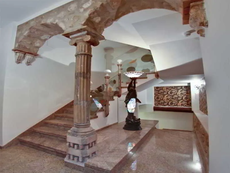 Apartamentos Fuente Redonda Ubeda  Ubeda (Andalucia)